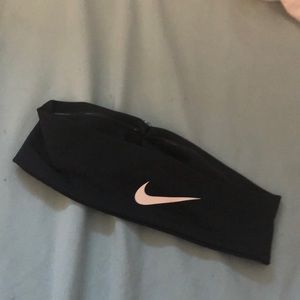 Nike headband